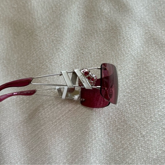 DIOR - Picture 5 of 7